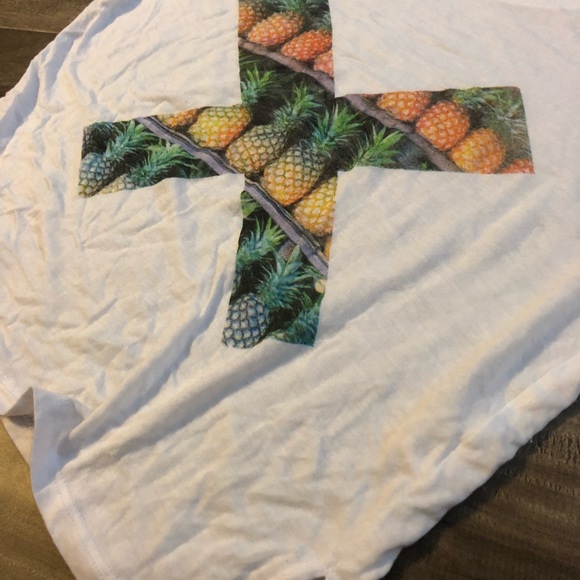 Brandy ❤️ Melville Crop Top - Picture 2 of 4